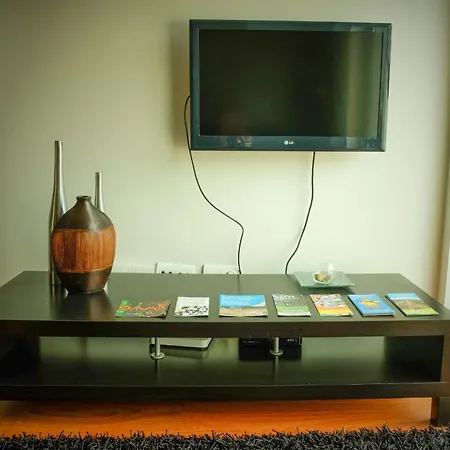 De Faja * Πόντα Ντελγκάντα